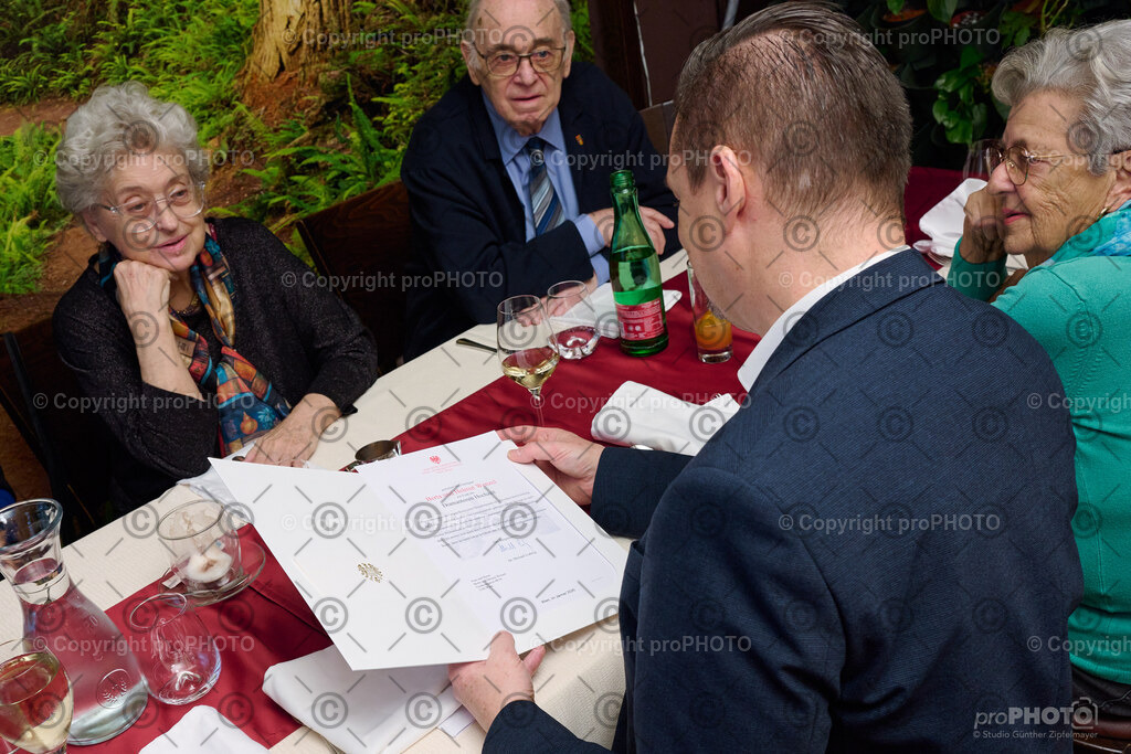 006_2026_60-Hochzeitstag-Wenzel_NZ9_6677 | proPHOTO - Realisiert mit Pictrs.com