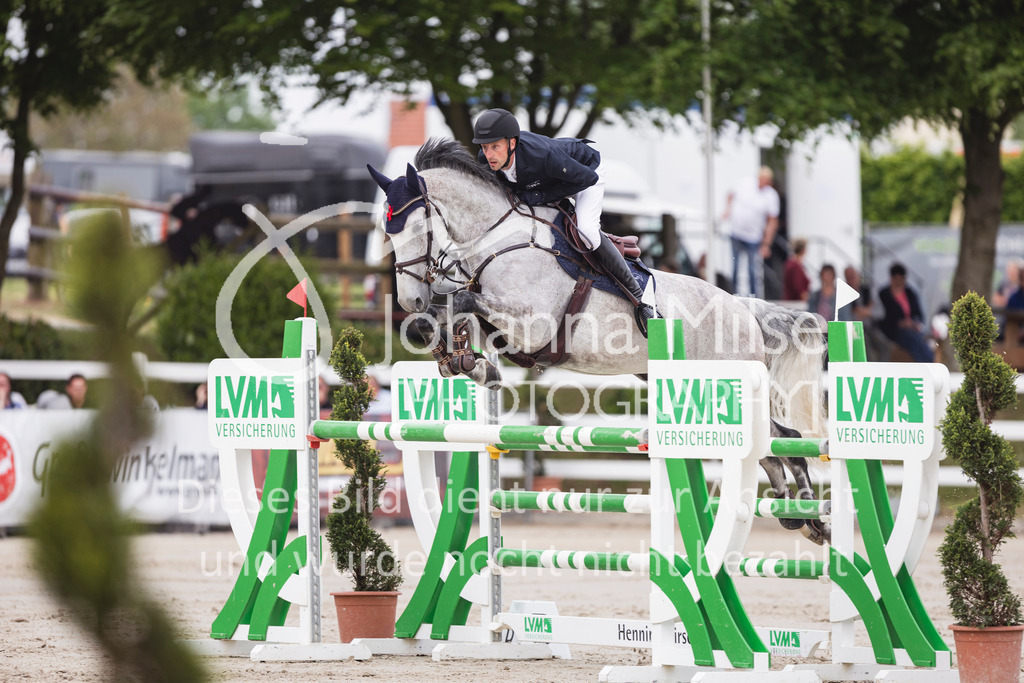 260510_PfSpTa_6_M1-Spr-610 | Deine schönsten Turniermomente als professionelle Fotos! Entdecke hochwertige Pferdesport-Fotografie im Online-Shop. Jetzt Fotos finden & bestellen!