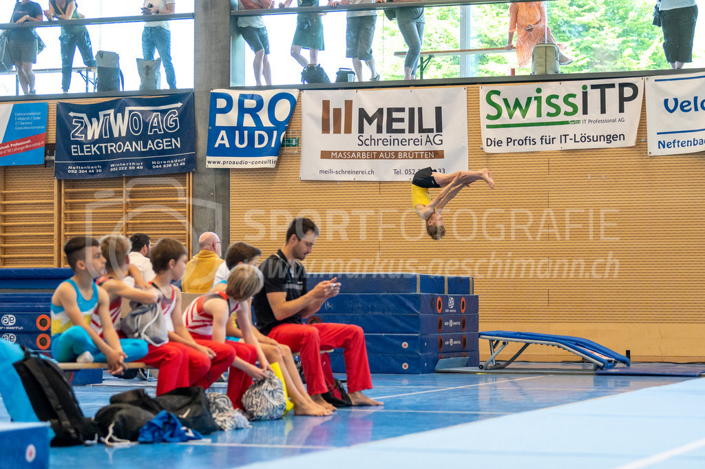 104. Zürcher Kunstturnertage Neftenbach - 15. May 2022 | 104. Zürcher Kunstturnertage Neftenbach
Turnhalle Ebni, Neftenbach
Programm 1 (P1)
Bild: Sportfotografie Markus Aeschimann | www.markus-aeschimann.ch - Realisiert mit Pictrs.com