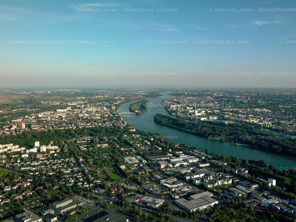 24s05014 | Blick über Wiesbaden von Nordwesten nach Südosten