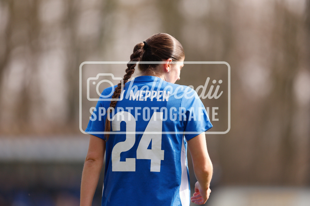 Fußball I Frauen I Saison 2025-2026 I Oberliga Niedersachsen I 15. Spieltag I SV Meppen 1912 e.v. U20 2 - BW Hollage -14 | Emma Kobytzki (24, SV Meppen 1912 e.v.) - Realisiert mit Pictrs.com