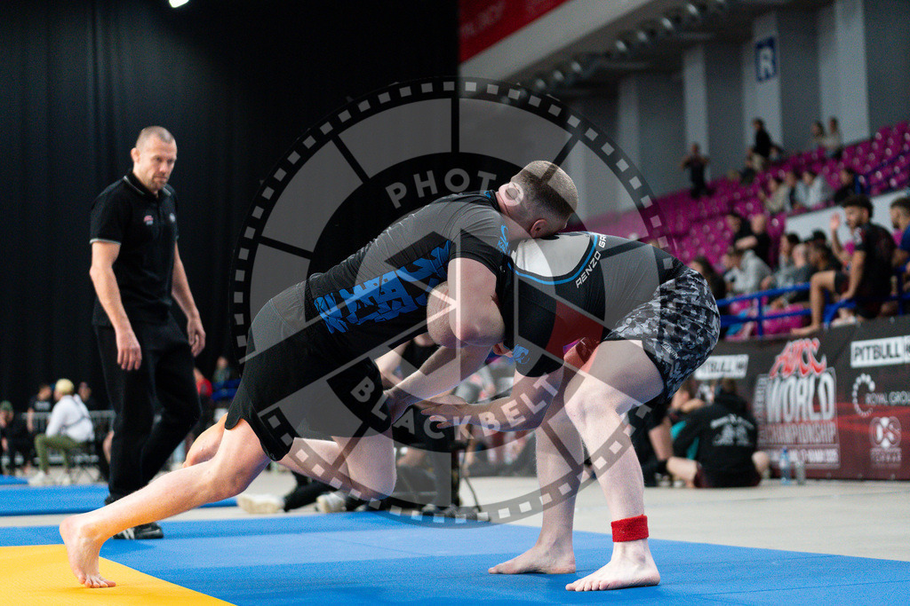 20250517PBB2789 | Athletes compete during the first day of the ADCC Amateur World Championship on May 15, 2025 in Warsaw, Poland. © Chiara Dazi / photoblackbelt
