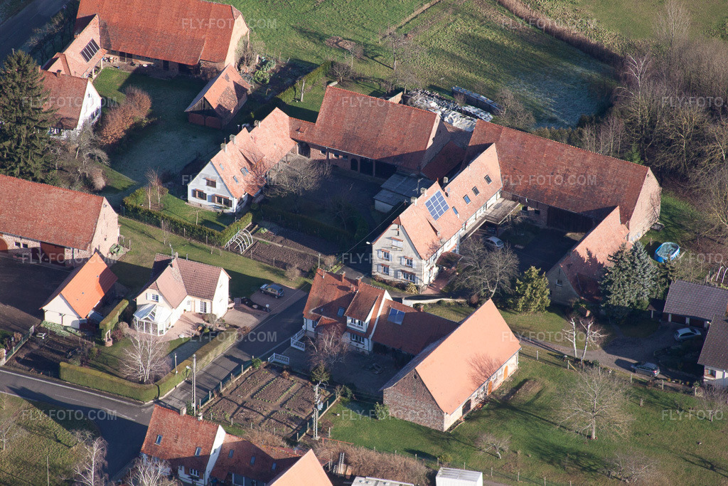 Aerial view: View of the town in Seebach in the state Bas-Rhin, France.Photo: IMG_48474.jpg taken on 12/11/2011 by Werner Riehm/FLY-FOTO.comResolution of the original: 4752 x 3168 px
