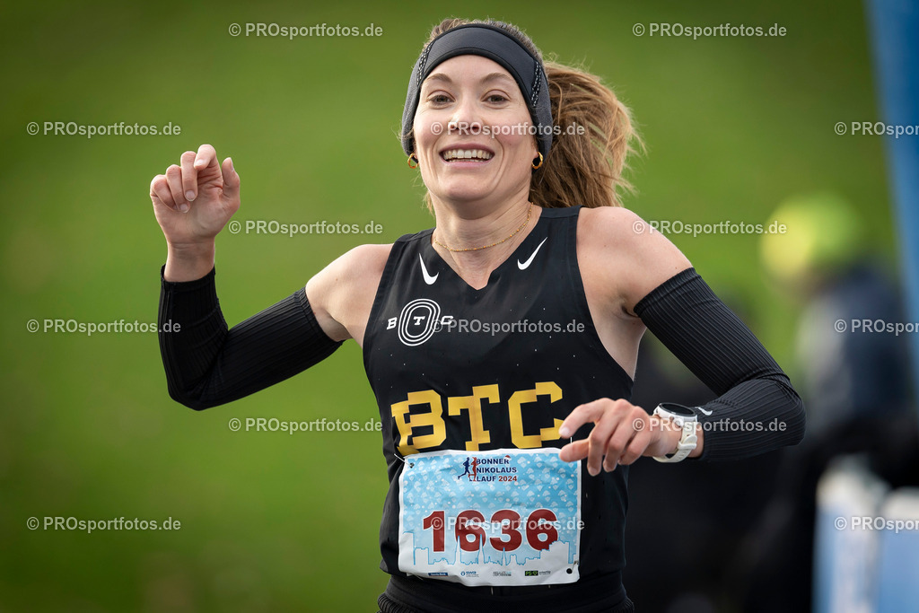 Bonner Nikolauslauf in Bonn, 08.12.2024 | Impressionen vom Bonner Nikolauslauf am 08.12.2024 in Bonn (Freizeitpark Rheinaue). Foto: BEAUTIFUL SPORTS/Axel Kohring