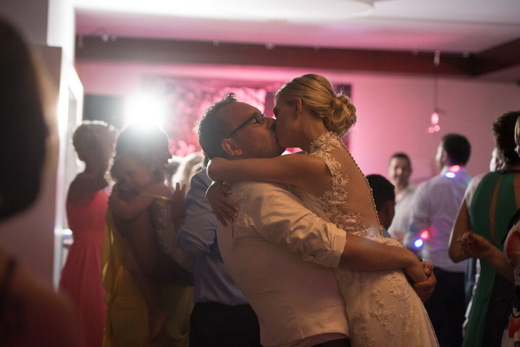 Hochzeit_Location_119 | Mein Name ist Arkadius. Ich fotografiere Ihre Hochzeit in Frankfurt und im Umkreis von 200 km. Als Fotograf bin ich noch bekannt im Bereich Business- und Modefotografie.