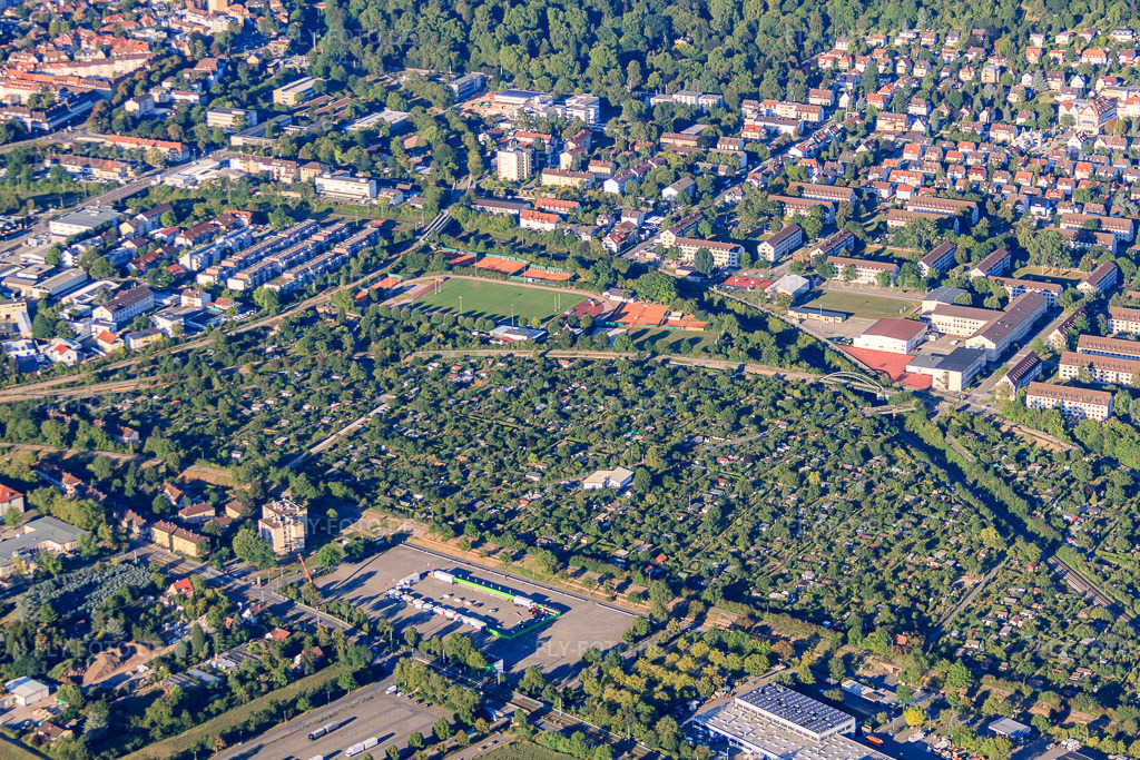 Luftbild: Schrebergärten am Kirchheimer Loch im Ortsteil Südstadt in Heidelberg im Bundesland Baden-Württemberg in Deutschland. Foto: IMG_51906.jpg vom 18.08.2012 durch Werner Riehm/FLY-FOTO.deAuflösung des Originals: 4752 x 3168 pxKirchheimer Loch – Ihre Gaststätte Heidelberg