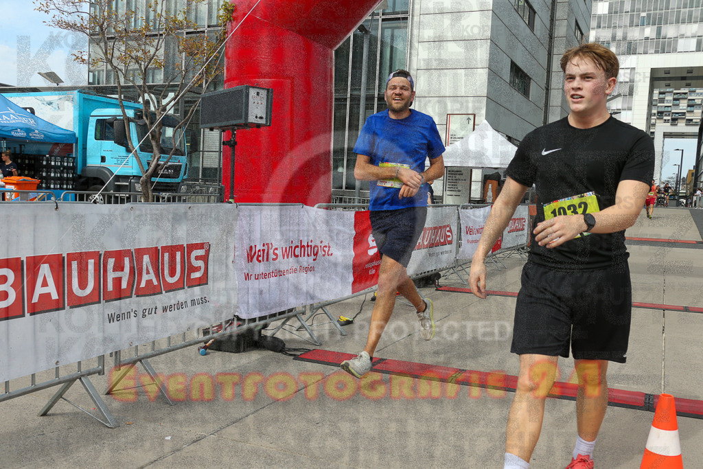 250920_1323_EX1_4291 | Sportfotografie im Rhein-Sieg Kreis, Köln, Bonn, NRW, Rheinland Pfalz, Hessen, etc. Unser Tätigkeitsfeld umfasst den Laufsport vom Volkslauf über den Marathon, Duathlon, Triathon bis zum Ultralauf wie Kölnpfad Ultra oder Schindertrail.