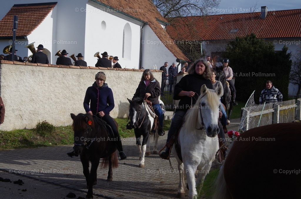 IMGP0911 | fotografiert von Axel PollmannLeonhardi Wallfahrt Benediktbeuern und Murnau, Fronleichnam, Fasching, Landschaft im Loisachtal und Benediktbeuern  - Realisiert mit Pictrs.com