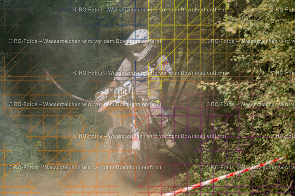 Niederwürzbach 4 Lauf-1353 | Sportfotografie von RO-Fotos: Motorsport, Motocross, Enduro, Laufveranstaltungen und Triathlon. Professionelle Fotos von Sportlern und Events. - Realisiert mit Pictrs.com
