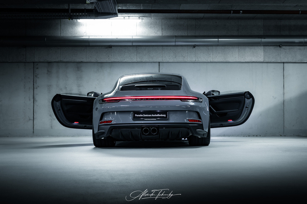 911 GT3 Touring Clausi | Entdecken Sie die faszinierende Welt von Alexander Tschuncky Arts: Kreative Fotografie, atemberaubende Automobilkunst und hochwertiger Bilderdruck. Lassen Sie sich inspirieren! - Realisiert mit Pictrs.com