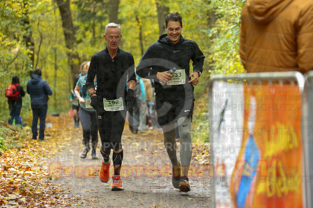251026_1324_EX1_3336 | Sportfotografie im Rhein-Sieg Kreis, Köln, Bonn, NRW, Rheinland Pfalz, Hessen, etc. Unser Tätigkeitsfeld umfasst den Laufsport vom Volkslauf über den Marathon, Duathlon, Triathon bis zum Ultralauf wie Kölnpfad Ultra oder Schindertrail.