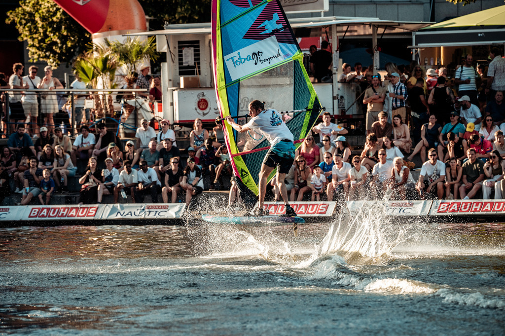 Kieler WOCHE Tow In Windsurf - @art_tokarev dpmedia (39 von 63) | dp-photography - Realisiert mit Pictrs.com