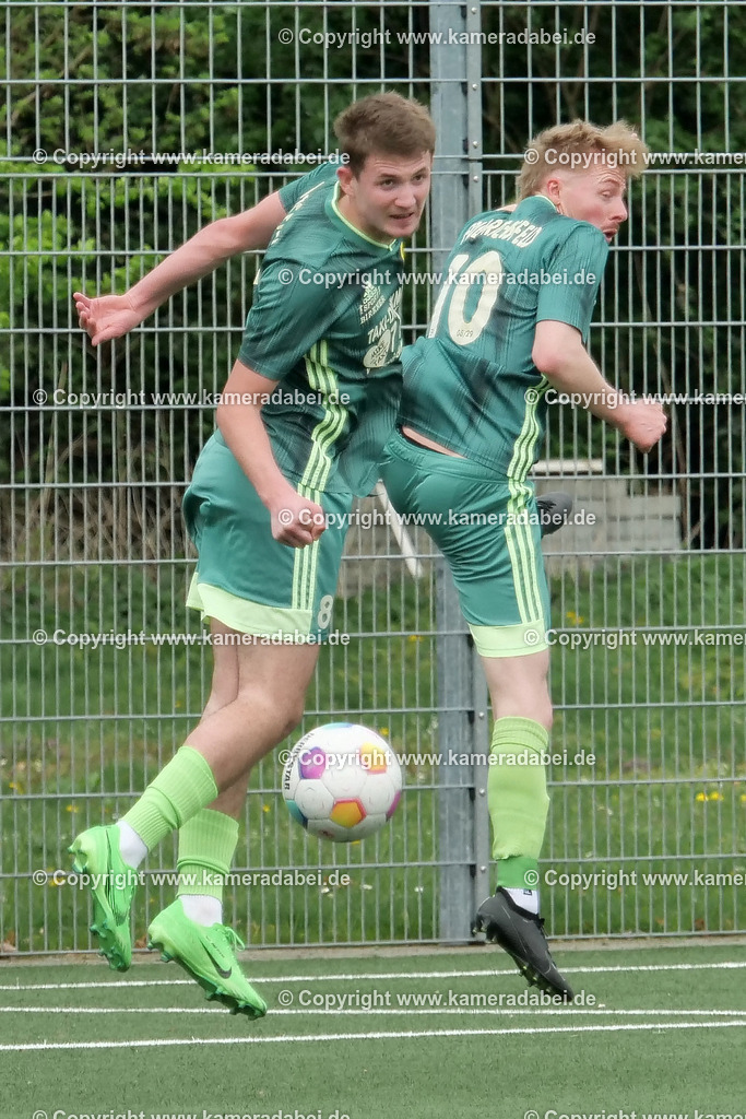 Fußball : Bezirksliga : SV 08/29 Friedrichsfeld - SUS 09 Dinslaken am 07.04.2024 | Fußball : Bezirksliga : SV 08/29 Friedrichsfeld - SUS 09 Dinslaken am 07.04.2024
 - Realisiert mit Pictrs.com