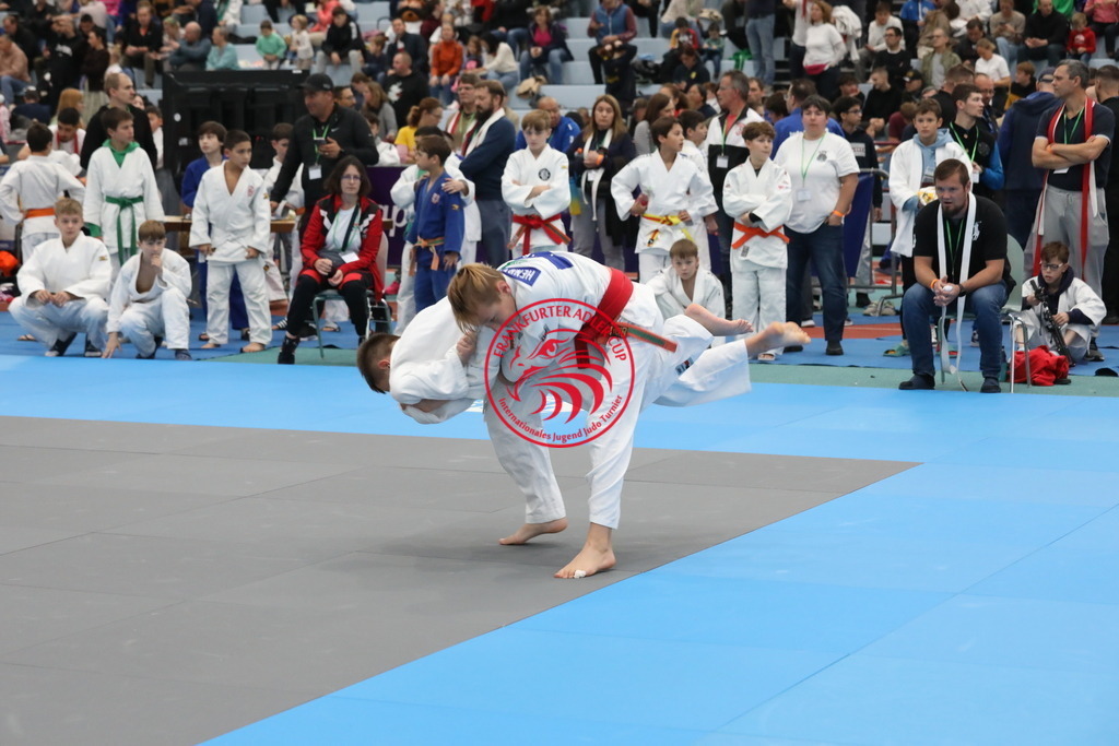 1J7A1691 | Fotos vom Adler Cup - Pictures from Adler Cup

Hier findet Ihr alle Eindrücke und großen Momente der Adler Cup Wochenenden. Here you will find all impressions and great moments of the Adler Cup weekends. - Realisiert mit Pictrs.com