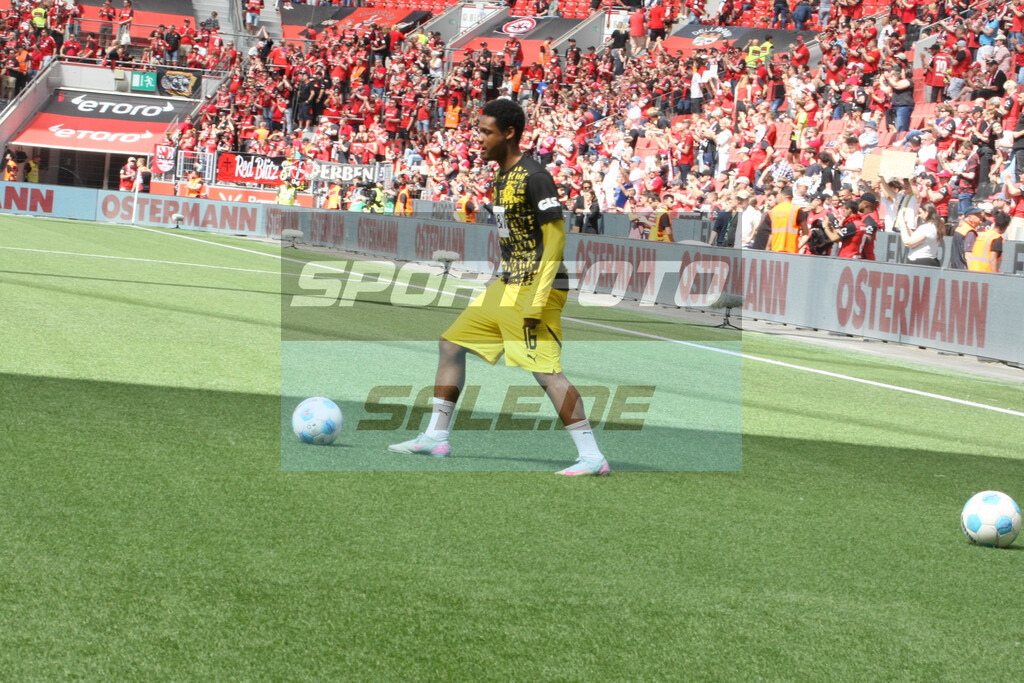 Bayer 04 Leverkusen - Borussia Dortmund | Julien Duranville - © Sportfoto-Sale (MK) - Realisiert mit Pictrs.com