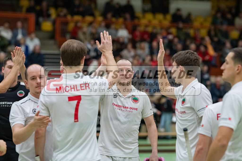 HK_20230113_102668 | 1. Bundesliga ( Halle ) Herren Crefelder HTC - DSD Düsseldorf am 13.1.2023 Crefelder HTC  ( CHTC ) Halle Glockenspitz , Krefeld , van Laak Max ( Crefelder HTC #5 )