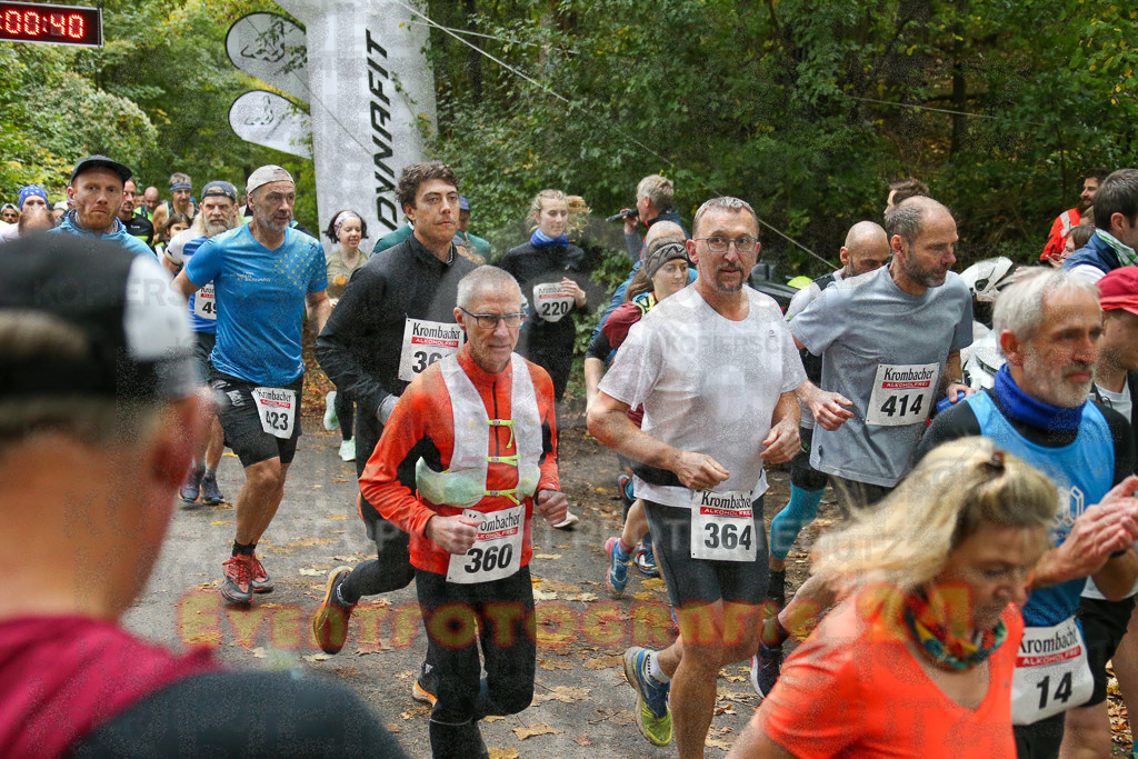 231029_1000_EX1_4885 | Sportfotografie im Rhein-Sieg Kreis, Köln, Bonn, NRW, Rheinland Pfalz, Hessen, etc. Unser Tätigkeitsfeld umfasst den Laufsport vom Volkslauf über den Marathon, Duathlon, Triathon bis zum Ultralauf wie Kölnpfad Ultra oder Schindertrail.
