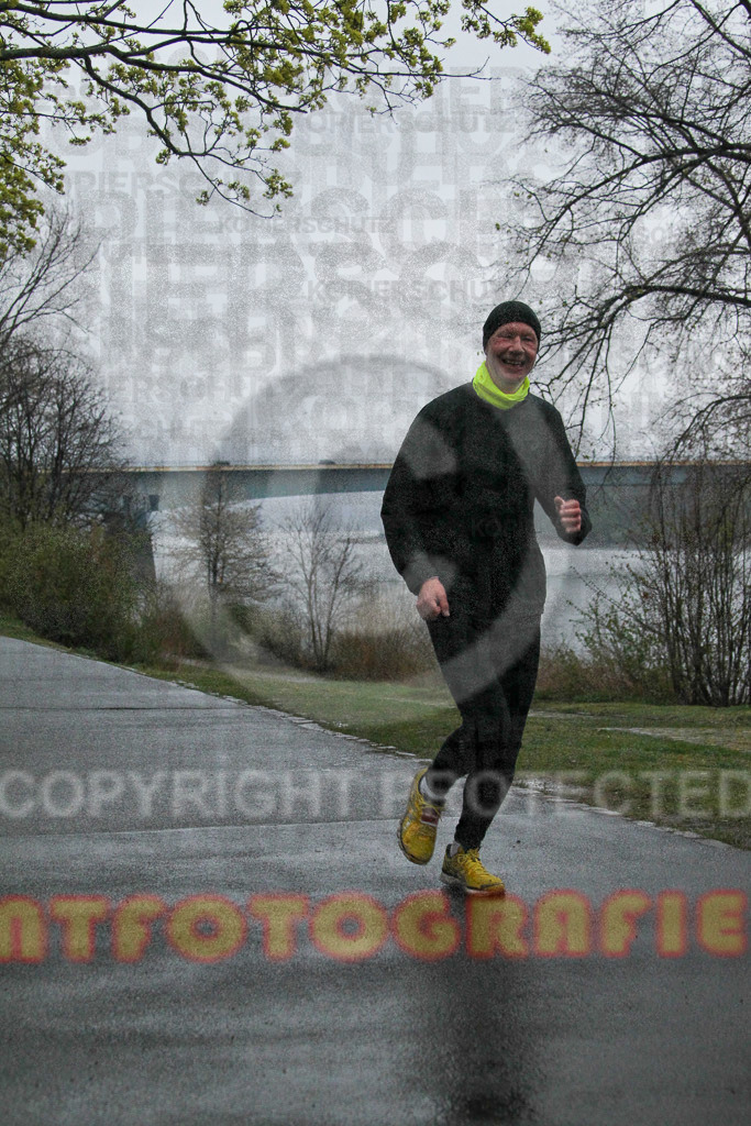 220331_1934_EV4_0166 | Sportfotografie im Rhein-Sieg Kreis, Köln, Bonn, NRW, Rheinland Pfalz, Hessen, etc. Unser Tätigkeitsfeld umfasst den Laufsport vom Volkslauf über den Marathon, Duathlon, Triathon bis zum Ultralauf wie Kölnpfad Ultra oder Schindertrail.