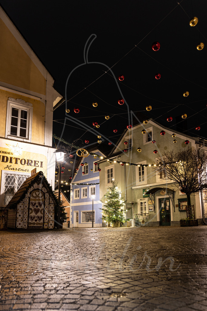 Advent in Waidhofen an der Ybbs | Nachts in Waidhofen an der Ybbs - Realisiert mit Pictrs.com