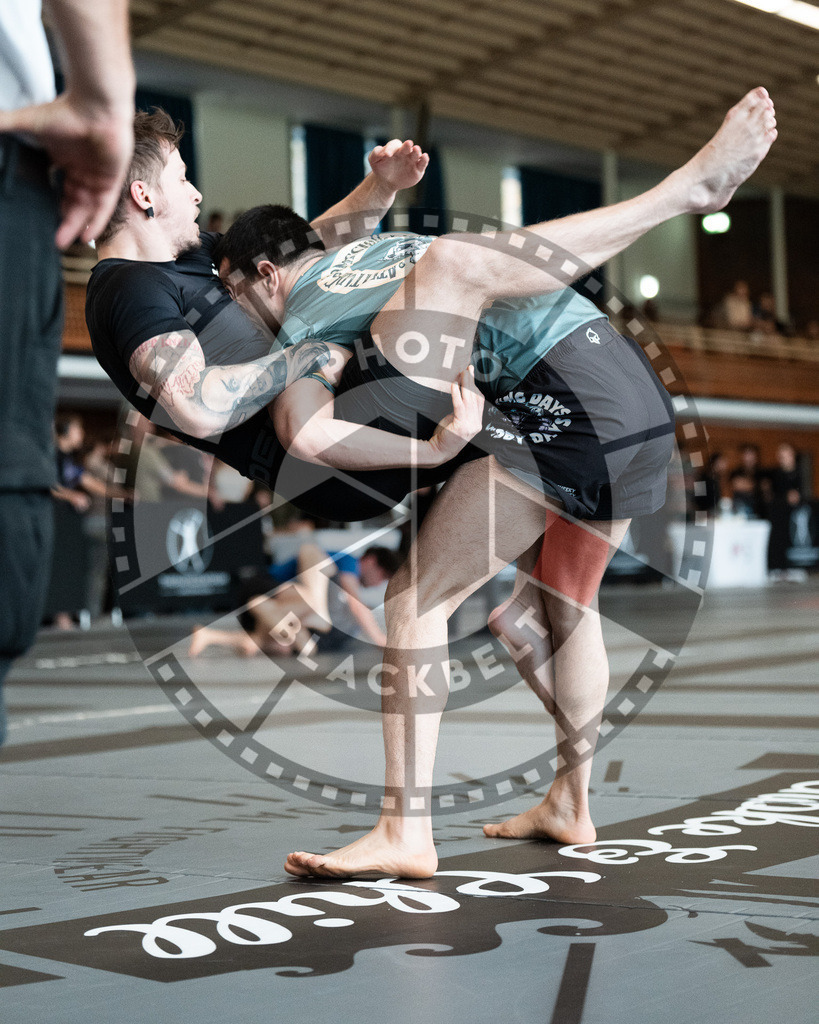 20251129PBB6381 | Fighters compete during the luta livre competition ILLCS XI winter edition on November 29, 2025 in Hannover, Germany.