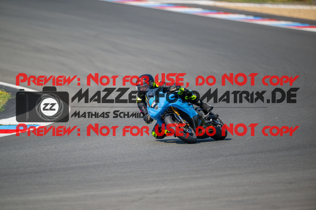 MaZZes-Fotomatrix-20260805-518280 | R1