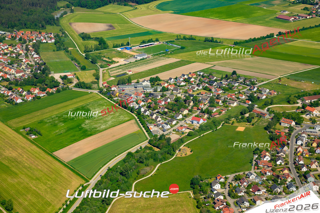 Das Luftbild zeigt Seligenporten Pyrbaum - Die Luftaufnahme wurde 2023 vom UL-Flugzeug aus erstellt ( keine Drohne ) - Hochauflösende Luftaufnahme - Für grossformatige Ausdrucke geeignet. Die Geschenkidee !Mit Lizenz und Bildrechte bestellbar