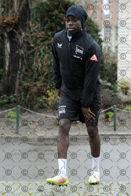RGE_8251b | Hertha BSC, 2.Bundesliga, Herren, Training, Saison 2025/26, im Bild: Boris Mamuzah Lum ( Hertha BSC ),   Fotograf: Ralf Gebhardt - Realisiert mit Pictrs.com