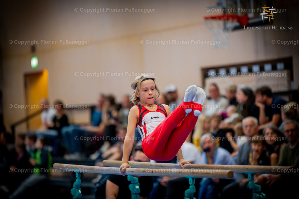 Promo-368 | "Fussifoto.com – Ihr Ansprechpartner für hochwertige Fotografie! Entdecken Sie kreative Bilder und professionelle Dienstleistungen. Kontaktieren Sie uns für Ihre Projekte!"