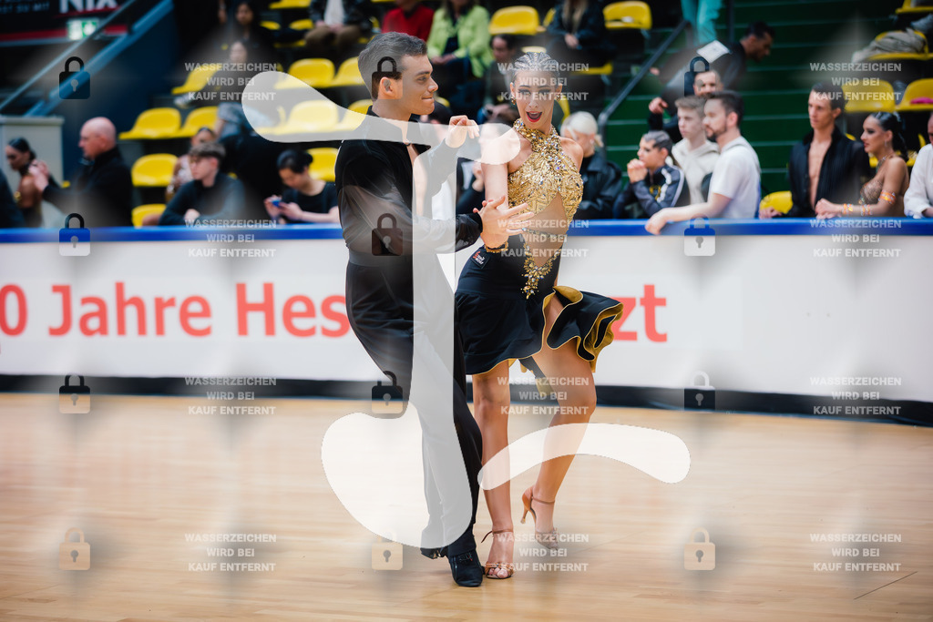 Hessen Tanzt WDSF International Open Latin 39th (28) Phillip Diaz _ Lilli Retzbach (TC Rot-Weiß Leipzig)-2025-05-18-3948 | Webshop for digital downloads and prints of dance sport, event & show photographer Julian Link - Realisiert mit Pictrs.com
