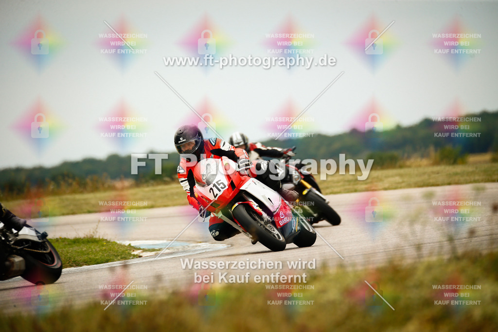 _MOT6985 | Hier findet Ihr Bilder von Touristenfahrten auf der Nürburgring Nordschleife oder von anderen Veranstaltungen die ich besucht habe. Viel Spass beim Durch Schauen 