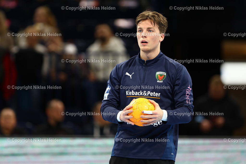 NH_HSVHamburg_FüchseBerlin_HandballBundesliga_23122025 | #17 Nils Lichtlein (Füchse Berlin)Handball I Herren I Bundesliga (Daikin HBL) I Saison 2025-2026 I 24. Spieltag I Handball Sport Verein Hamburg - Füchse Berlin I 23.12.2025 I Barclays Arena