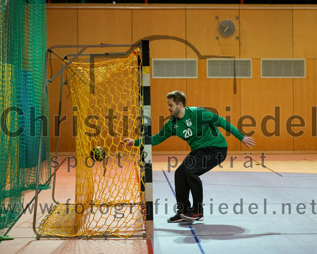 2023-01-21_109_SpVgg_Altenerding_gegen_SC_Eching | Erding, Deutschland, 21.01.2023:
Handball, Bezirksoberliga Männer 2022 / 2023, 12. Spieltag, SpVgg Altenerding gegen SC Eching, Endergebnis: 29:34

Niklas Jahn (SC Eching, #20)

Foto: Christian Riedel / fotografie-riedel.net