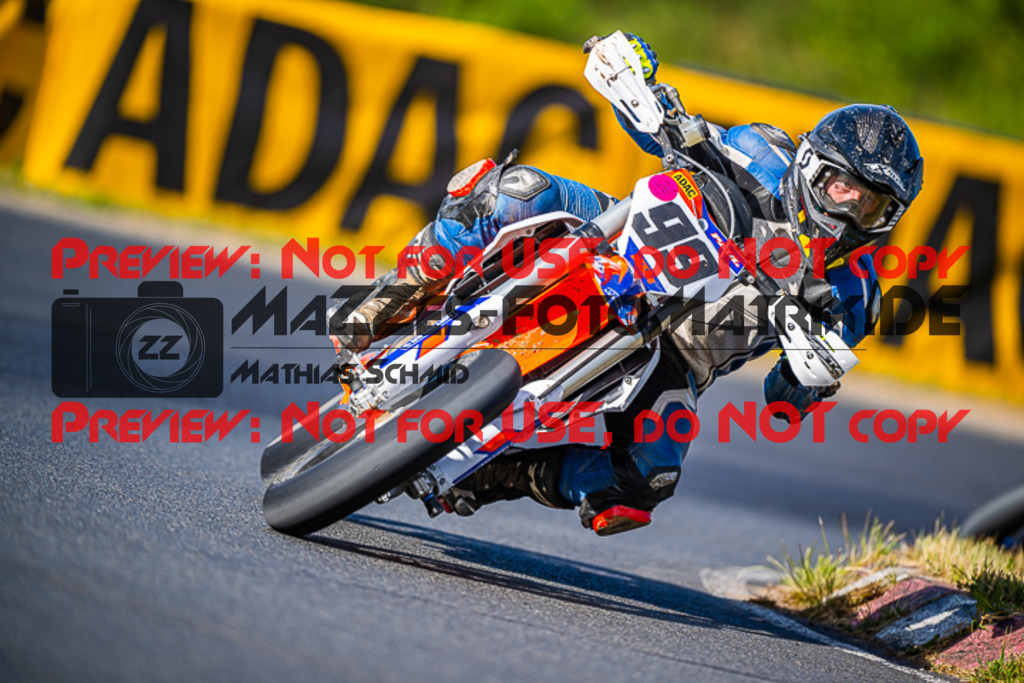 MaZZes_FotoMatrix_220528_4455 | Fotograf Mathias Schmid
Sportfotograf,
Eventfotograf,
Hochzeitsfotograf,
Portraitfotograf