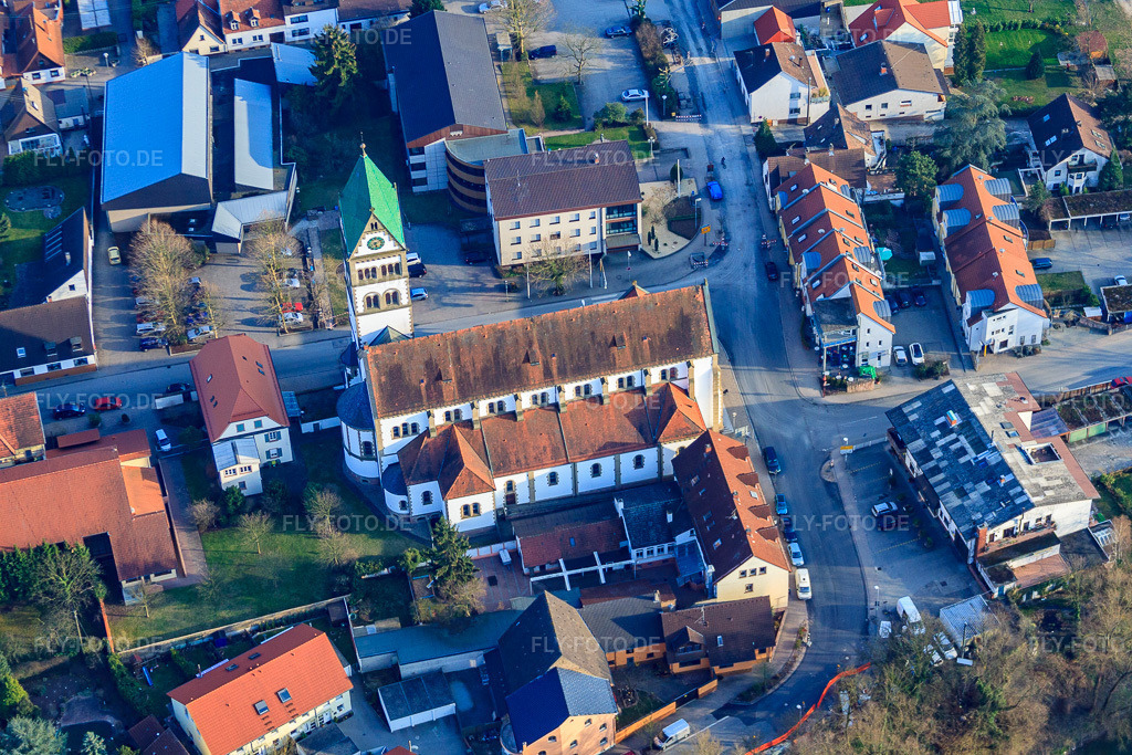 Luftbild: Kirche St. Sebastian in Ketsch im Bundesland Baden-Württemberg in Deutschland. Foto: IMG_25308.jpg vom 23.03.2010 durch Werner Riehm/FLY-FOTO.de