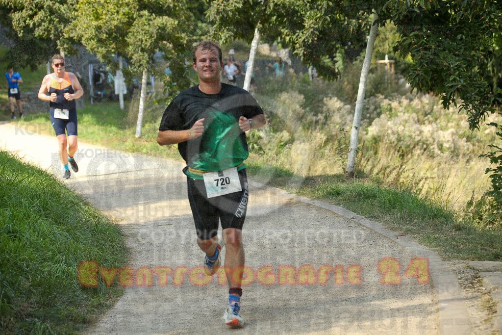 250824_1442_EX1_7218 | Sportfotografie im Rhein-Sieg Kreis, Köln, Bonn, NRW, Rheinland Pfalz, Hessen, etc. Unser Tätigkeitsfeld umfasst den Laufsport vom Volkslauf über den Marathon, Duathlon, Triathon bis zum Ultralauf wie Kölnpfad Ultra oder Schindertrail.