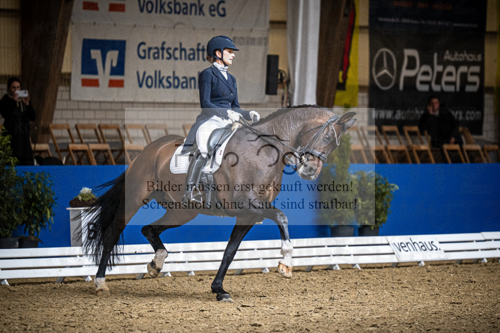 DOS_0092 | Entdecke hochwertige Reitturnierfotos von Foto Oger. Professionell, emotional und authentisch – jetzt Lieblingsmomente im Shop bestellen. - Realisiert mit Pictrs.com