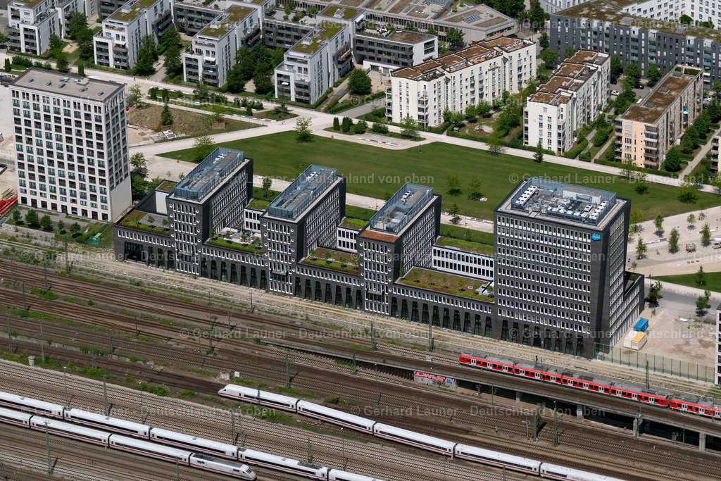 3804097 | moderne Gebäude an der Erika-Klaus-Mann-Strasse, München