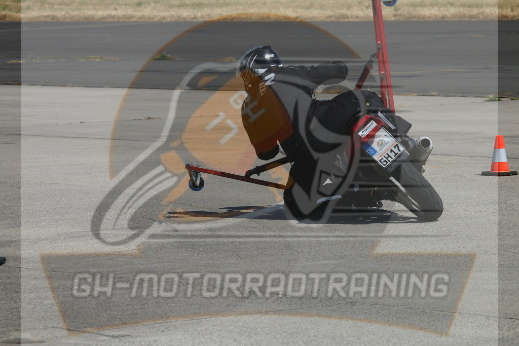IMG_3171 | gh-motorradtraining-foto.de - Realisiert mit Pictrs.com
