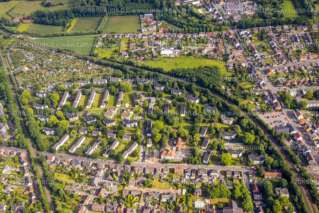 Hamm220601697 | Luftbild, Wohnsiedlung zwischen Großer Sandweg, Schottschleife und Schlagenkamp, Ludgerischule, Heessen, Hamm, Ruhrgebiet, Nordrhein-Westfalen, Deutschland