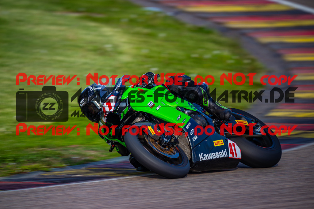 MaZZes_FotoMatrix_240504_6007705_6476 | STK1000