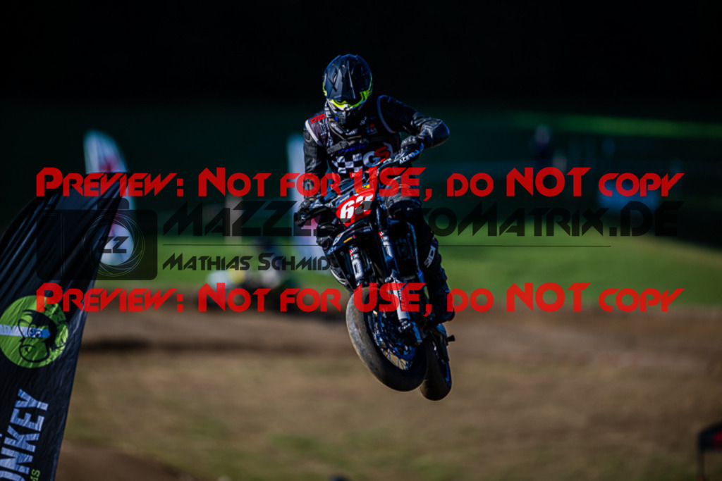 MaZZes_FotoMatrix_220903_9453 | S3