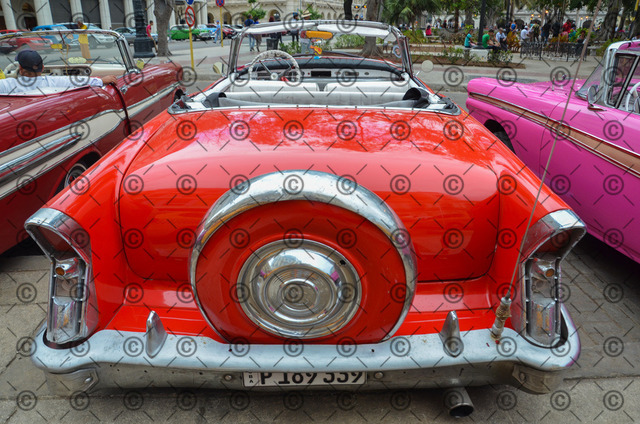 RGE_9629r | Amerikanischer Oldtimer in Havanna.   Fotograf: Ralf Gebhardt - Realisiert mit Pictrs.com