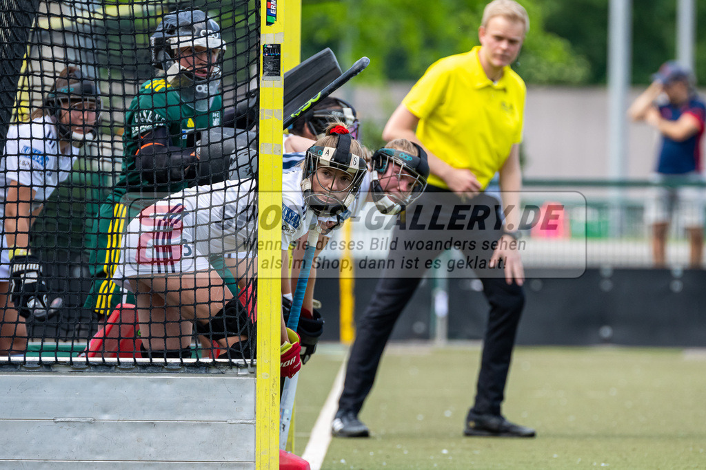 HK_20240511_100669 | 1.Bundesliga Damen Düsseldorfer HC - Harvestehuder THC am 11.5.2024 Düsseldorfer HC, Düsseldorf , Annika Sprink ( Düsseldorfer HC #3 )
