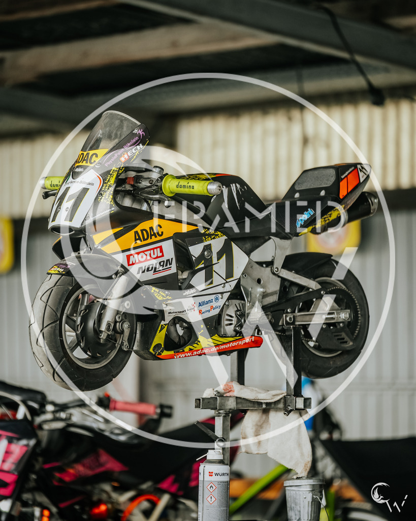 böhn101 | cw-framed