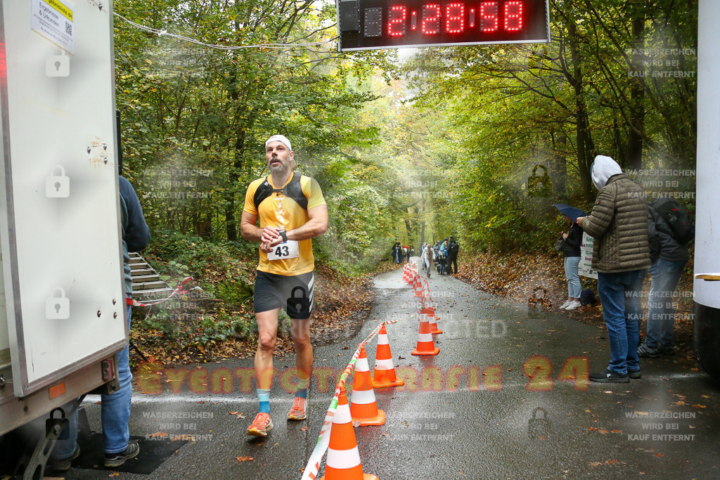 241027_1236_EX1_4419 | Sportfotografie im Rhein-Sieg Kreis, Köln, Bonn, NRW, Rheinland Pfalz, Hessen, etc. Unser Tätigkeitsfeld umfasst den Laufsport vom Volkslauf über den Marathon, Duathlon, Triathon bis zum Ultralauf wie Kölnpfad Ultra oder Schindertrail.