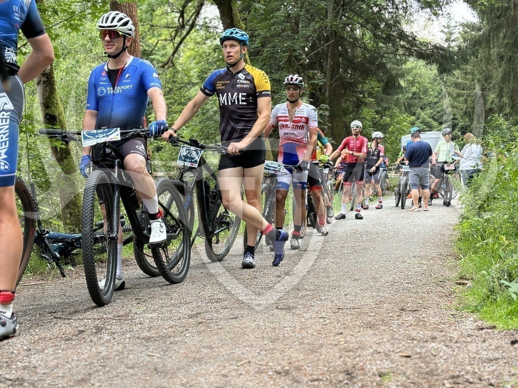 IMG_7845 | Fotogalerie der Treibjagd im Dunkelwald - Dein MTB Etappenrennen im Erzgebirge - Realisiert mit Pictrs.com