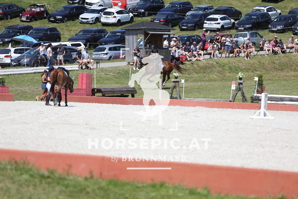 0P6A5385 | Willkommen bei Brunnmayr - Design & Fotografie – Ihrem Spezialisten für Reitturniere und Pferdeveranstaltungen in Oberösterreich, Salzburg und Bayern! Seit über 17 Jahren sind wir leidenschaftlich dabei.