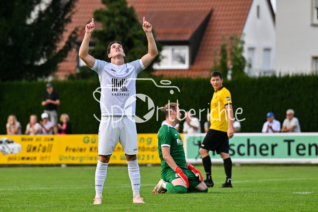 BC Aichach - SF Bachern | Jubel nach 3-0 Aichach 18