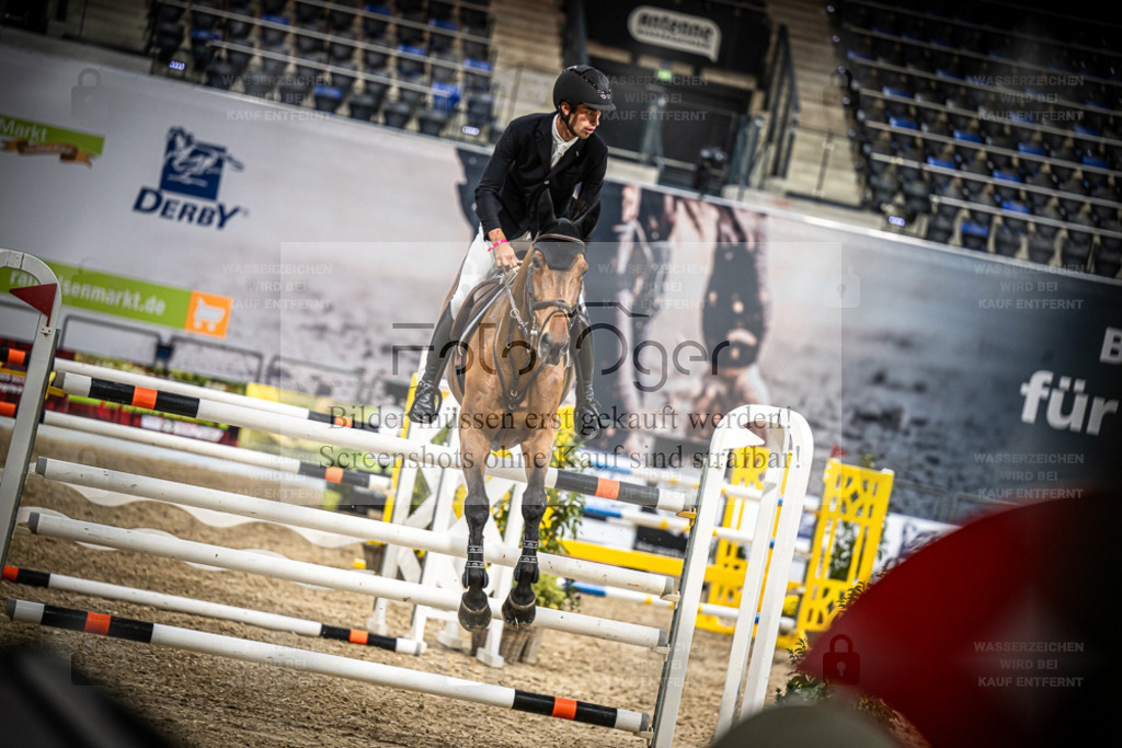 DOS_1040 | Entdecke hochwertige Reitturnierfotos von Foto Oger. Professionell, emotional und authentisch – jetzt Lieblingsmomente im Shop bestellen. - Realisiert mit Pictrs.com