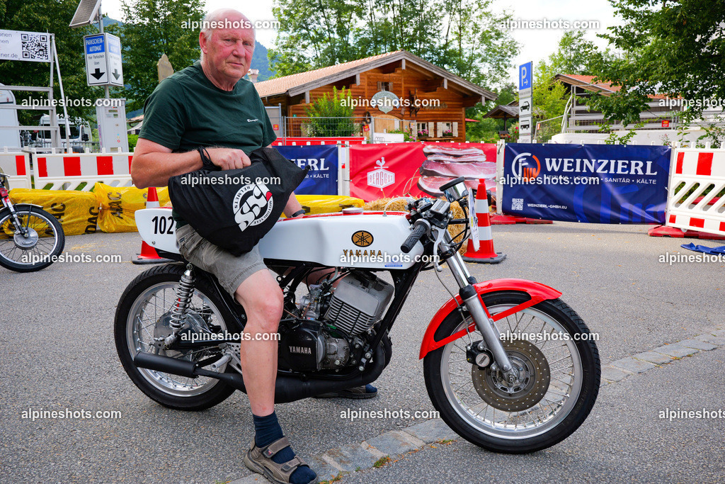 P1014651 | Erleben Sie atemberaubende, hochqualitative Fotos Ihrer Fahrt entlang der malerischen Alpenstraßen. Besuchen Sie alpineshots.com, um professionelle Aufnahmen Ihrer unvergesslichen Reise zu finden und zu kaufen - Realisiert mit Pictrs.com